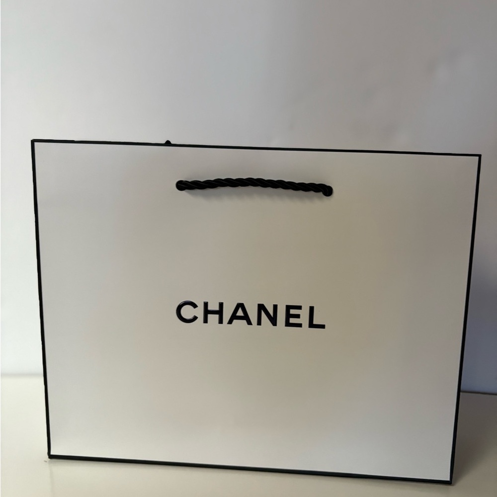 CHANEL Authentic Shopping Gift Bag - Picture 3 of 9